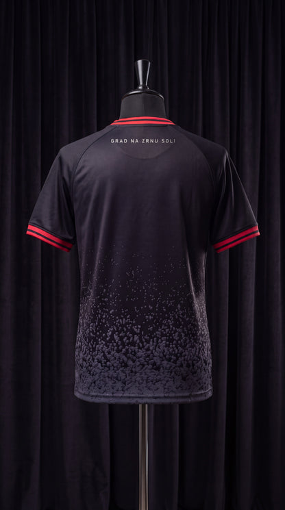 Grad na zrnu soli — Tuzla 1919 Tribute Jersey