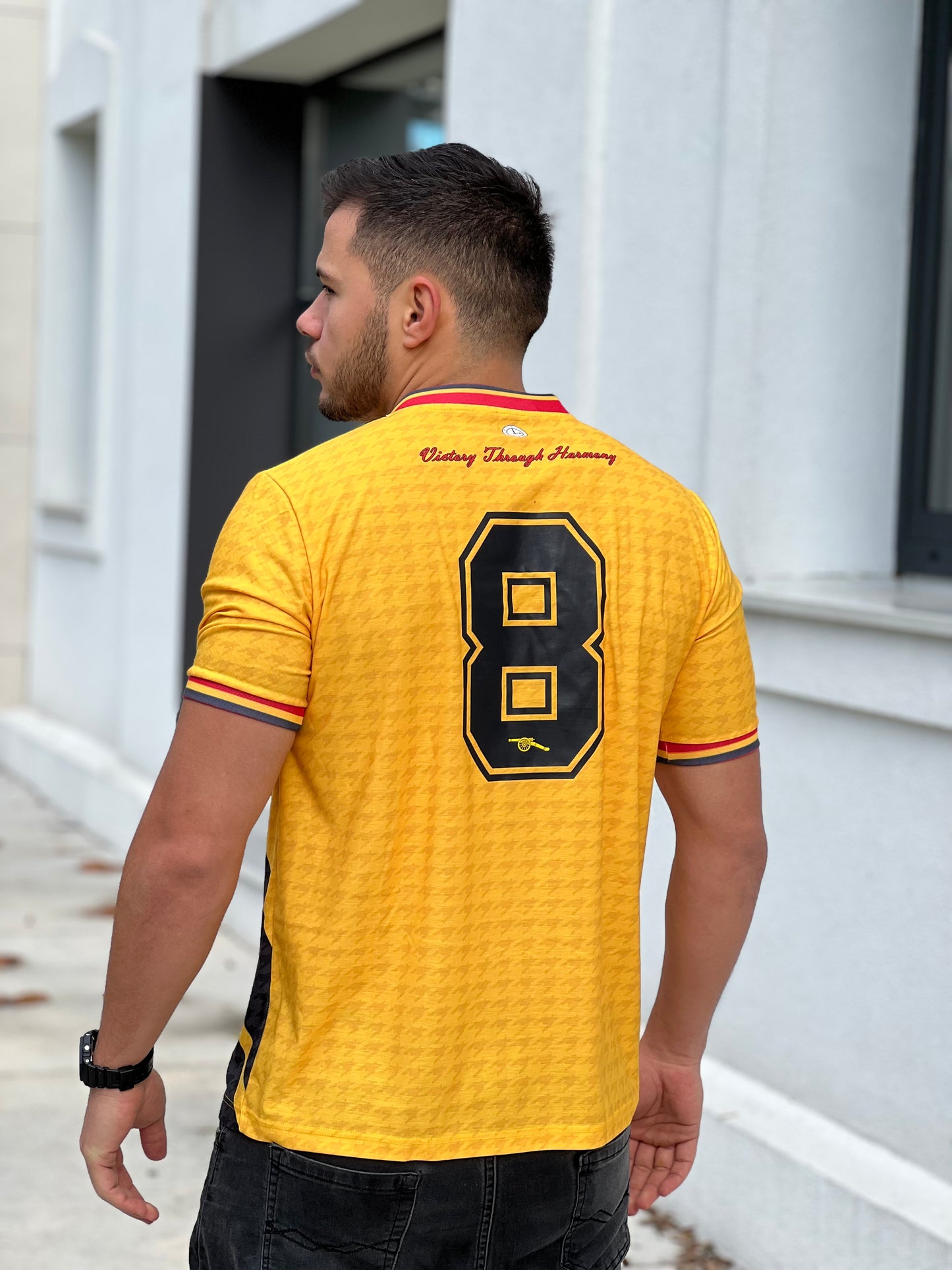 London Cannon Retro U gostima